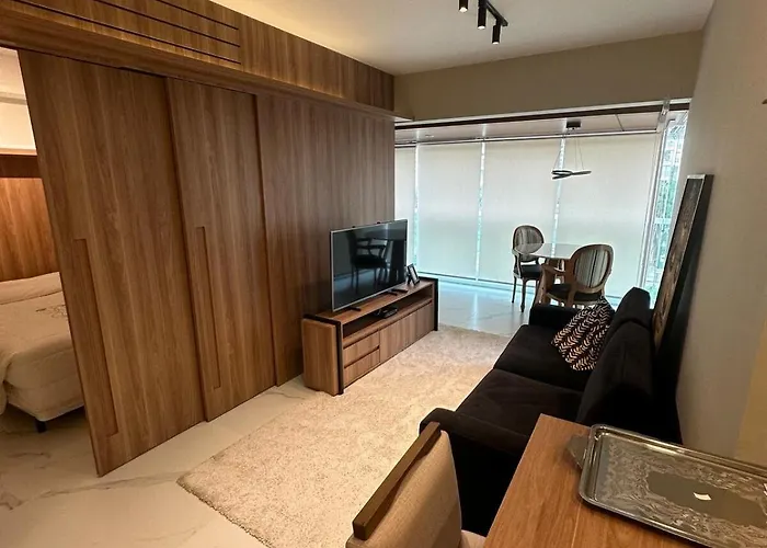 Loft Modern And Convenient - Garage Included